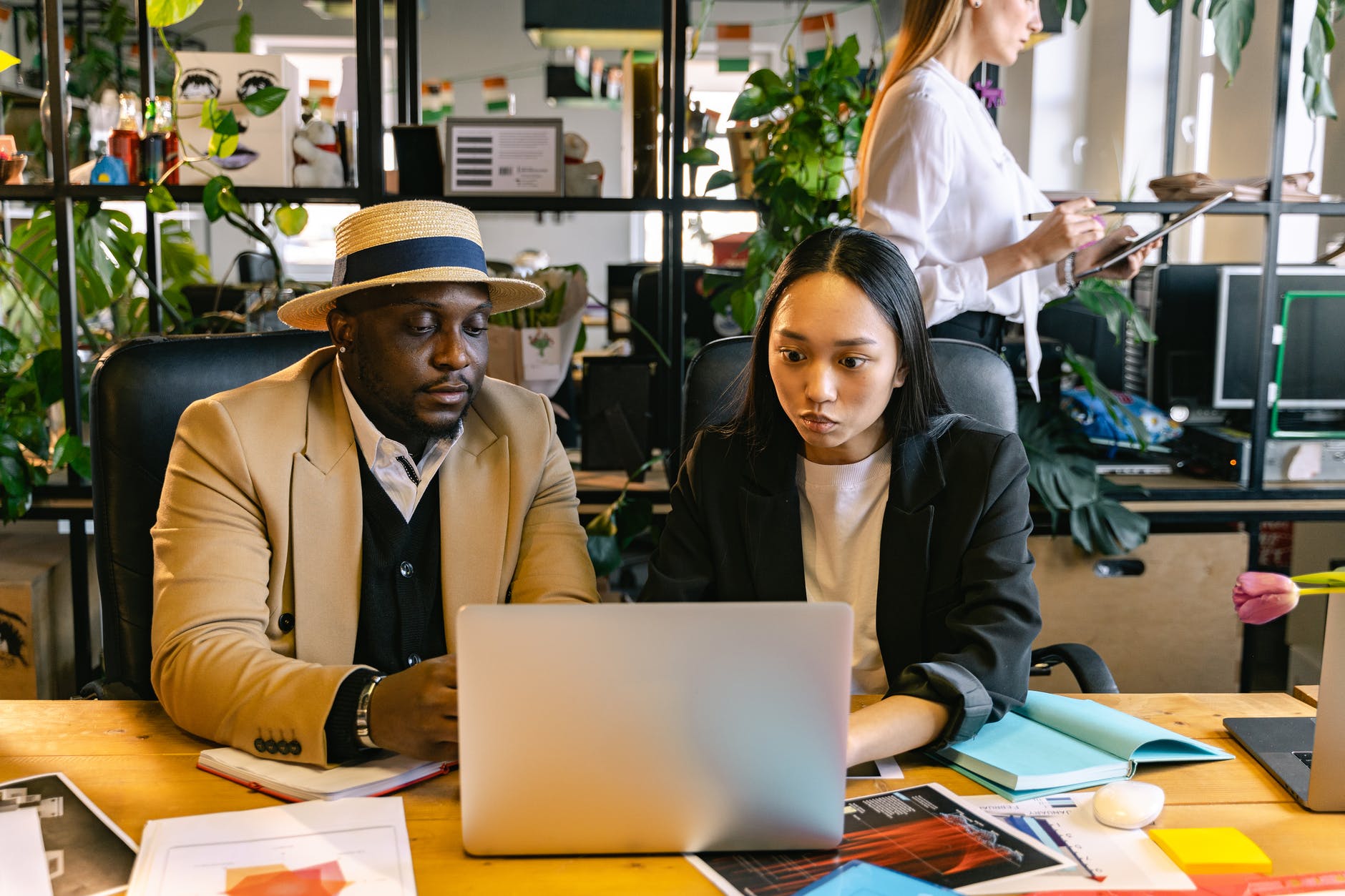 Pandemic forces Startups out of large office spaces
