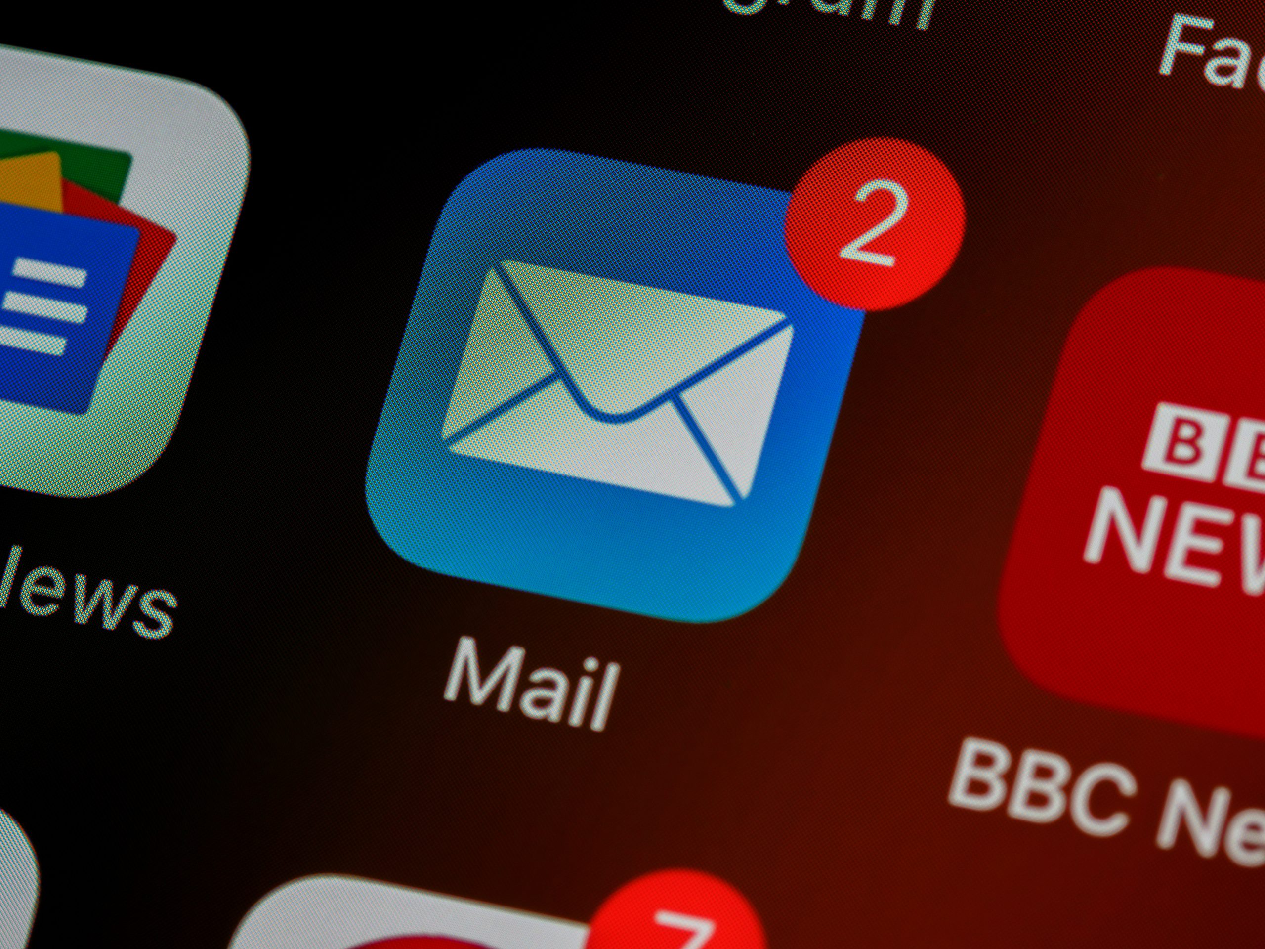 Mastering Cold Email Marketing: 7 Best Practices for Success and Compliance